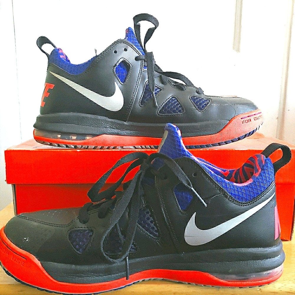 NIKE AIR MAX DOMINATE XD
